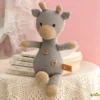 knitted-giraffe-plush-toy-brainybox-বোনা-জিরাফ-প্লাশ-খেলনা-ব্রেইনিবক্স.webp